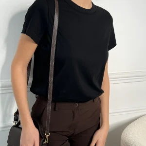 Tee-shirt noir : Madalena