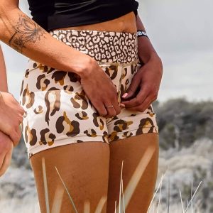 Short Femme “Leopard & Kiss”